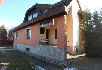 Magdal  na Panzio has Balcony rooms