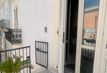 BeB FEDERICO II has Balcony rooms