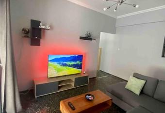 Lovely flat Korydallos has Balcony rooms