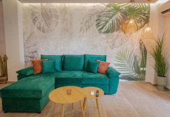 Vallia Suites-Green Luxury Suite A3 has Balcony rooms