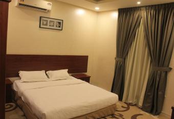 Hodooa Al Masaken allows 18 year olds to book a room