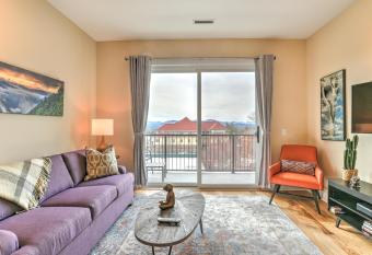 45 Asheland Avenue Unit 501 has Balcony rooms