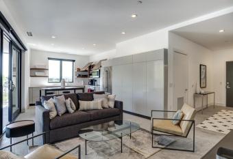 145 Billmore Avenue 305 has Balcony rooms