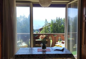 Bellevue Crans-Montana allows 18 year olds to book a room