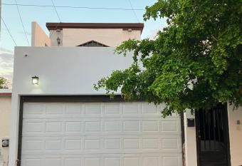 Casa grande con alberca a pasos de Hospital San Jos   allows 18 year olds to book a room