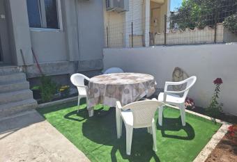                          100                        . has Balcony rooms