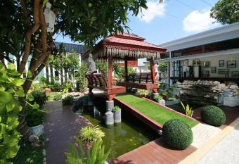 Sunny Dala villa has Balcony rooms