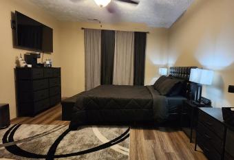 Cabernet Sauvignon Suite has Balcony rooms