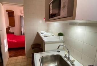 Depto. excelente ubicaci  n allows 18 year olds to book a room