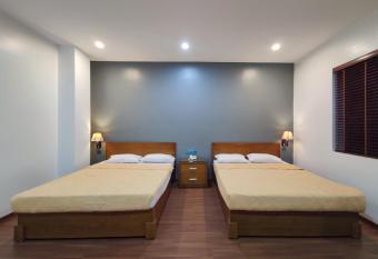 Gieng Ngoc Hotel has Balcony rooms