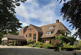 Landgoed De Wilmersberg allows 18 year olds to book a room