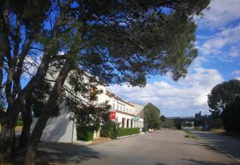 Hostal Brindis has Balcony rooms