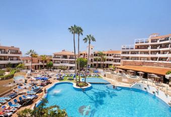 Royal Apartament has Balcony rooms