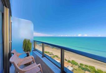 HY Apartments & Hotels allows 18 year olds to book a room