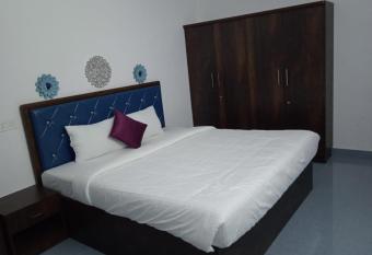 Purple passion has Balcony rooms