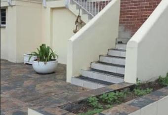 Spenny s Place has Balcony rooms