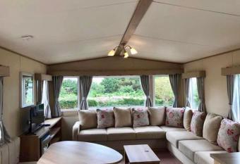 Newquay Cornwall Holiday Rental has Balcony rooms