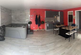 L eSPAce d  tente has Balcony rooms