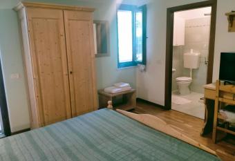 Agriturismo Cascina Dolomiti has Balcony rooms