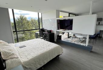 Suite de lujo Poblado Las Palmas has rooms with a private hot tub