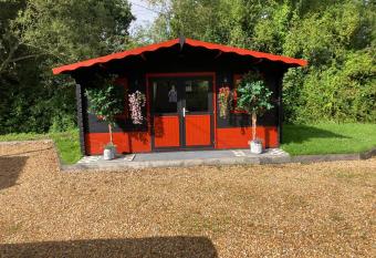 The Chicken Coup has Balcony rooms