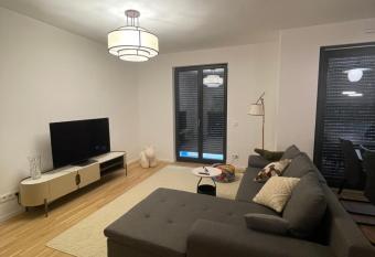 3-Zimmer Wohnung im Zentrum D  S has Balcony rooms