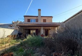 Family house with garden has Balcony rooms