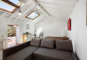 Casa Cueva Tejeda 2 dorm has Balcony rooms