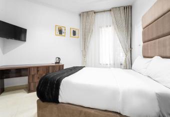 The Azaria Hotel allows 18 year olds to book a room