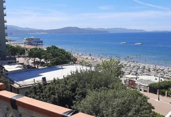 Da Zia IDA. Appartamento vista Golfo in centro. has Balcony rooms