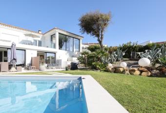 Casa Domino 1 has Balcony rooms