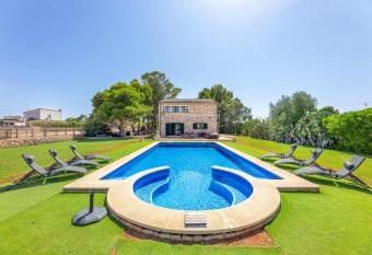 Angela has Balcony rooms