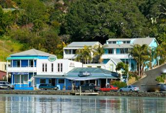 Mangonui Waterfront Apartments allows 18 year olds to book a room