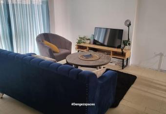 one bedroom Apartment @ the city allows 18 year olds to book a room