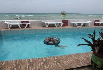 Germaroze has Balcony rooms