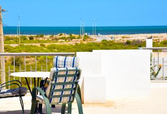 Appartements neufs et modernes entre ter et mer has Balcony rooms