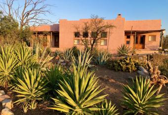 AGAVE HOUSE has Balcony rooms