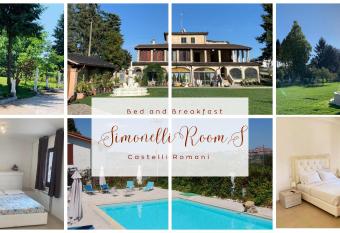 B&B Simonelli RoomS has rooms with a private hot tub