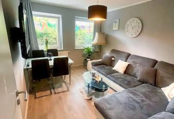 4-6 Personen Wohnung in Zentrum K  ln has Balcony rooms