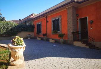 La dimora di Massimo has Balcony rooms