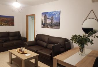 APARTAMENTo ENCANTADOR has Balcony rooms