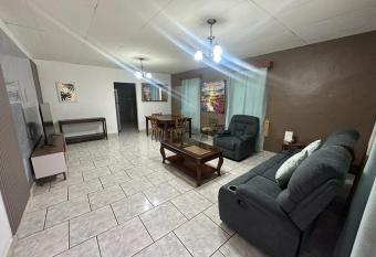 Apartamentos Casa De La Abuela allows 18 year olds to book a room