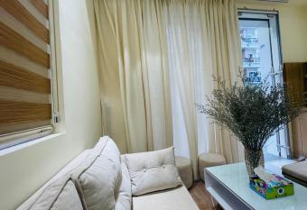 Basic Guest House Hotel allows 18 year olds to book a room