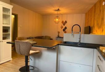 Appartement met topligging allows 18 year olds to book a room