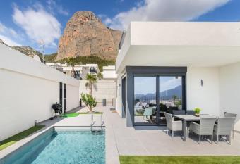 Casa con piscina privada Polop has Balcony rooms