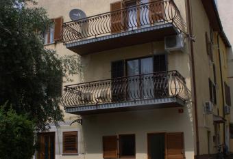Apartma SUZY has Balcony rooms
