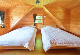                              - Nasu Loghouse in the Forest allows 18 year olds to book a room