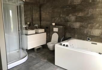 Voormalig Politiebureau met welness has Balcony rooms