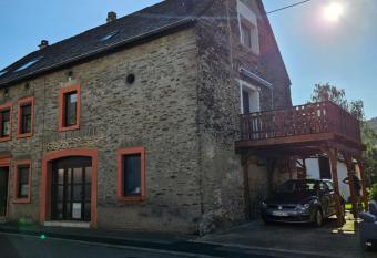 Casa Rares has Balcony rooms