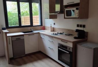 appartement T2 rdj dans maison has Balcony rooms